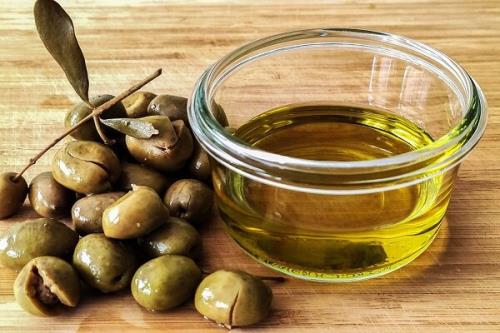 آن چه باید در رابطه با روغن زیتون بدانیم